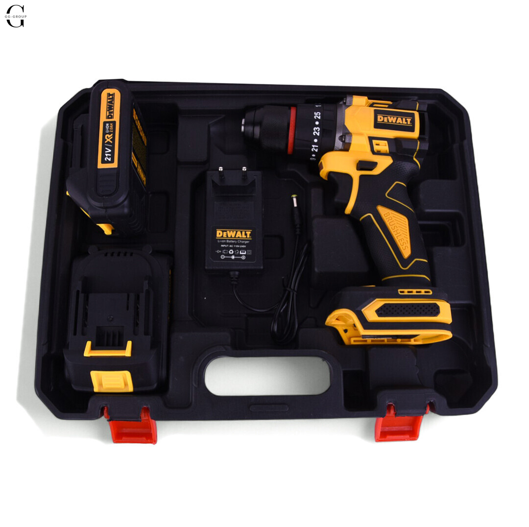 Шуруповерт DeWALT 21V Безщітковий + 2 АКБ 2Ah + Металевий патрон 